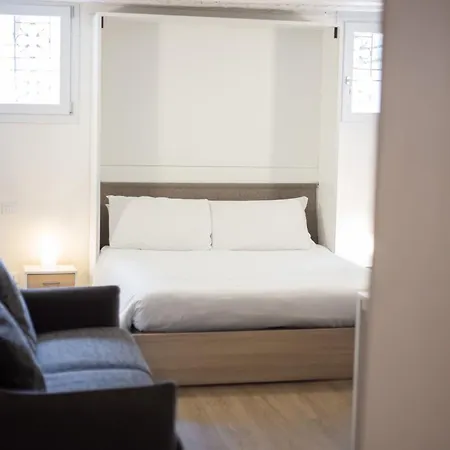 Ca Della Luna Venexiana By Venicevillas